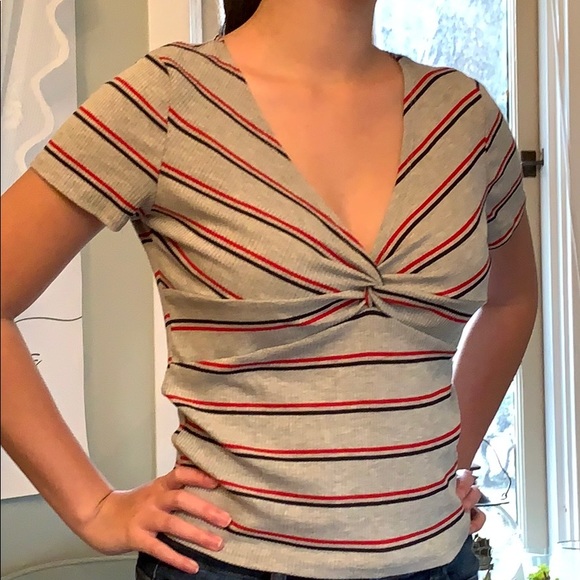 NWOT Forever 21 Top - Picture 2 of 4